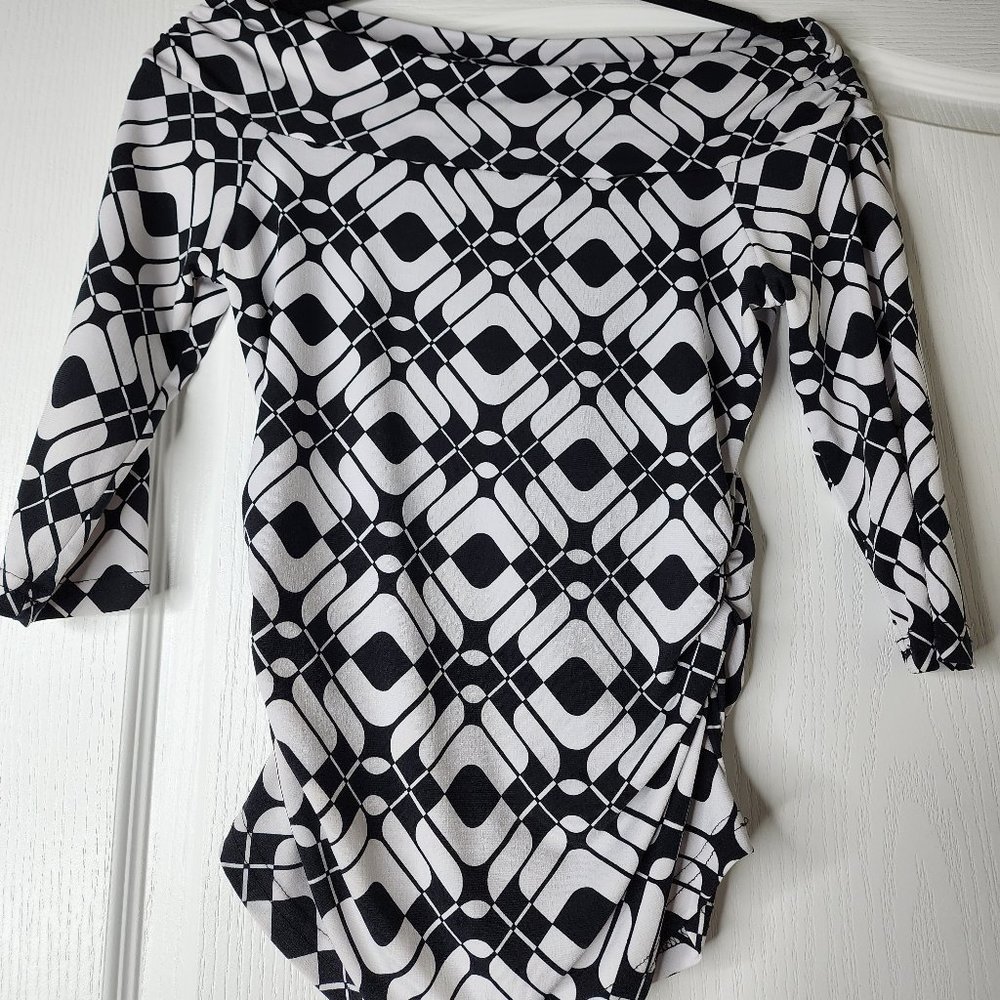 Off shoulder, Printed Top